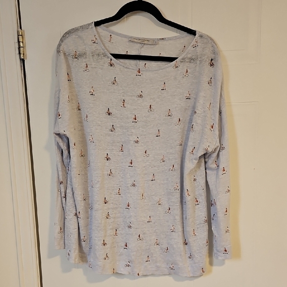 Simons Tops - Womens Large 100% linen Graphic Tee Crew Neck Long Sleeve Shirt light blue